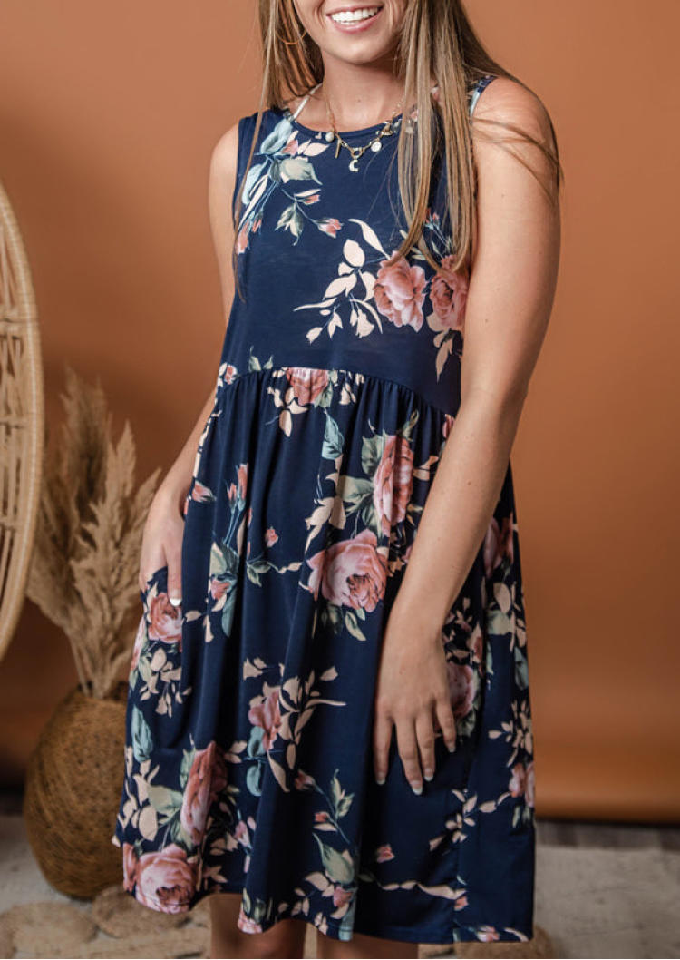 

Mini Dresses Floral Ruffled Pocket Mini Dress in Navy Blue. Size: ,M,L