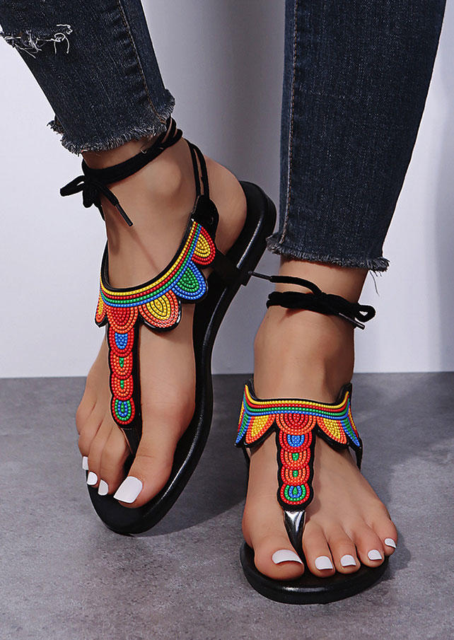 Sandals Colorful Ethnic Style Flat Thong Sandals in White. Size: 37,38,39,40,41