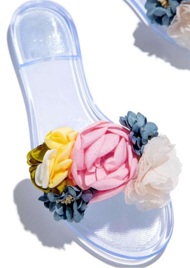 

Slippers Summer Floral Flat Slippers in Pink. Size: ,38,39,40,41