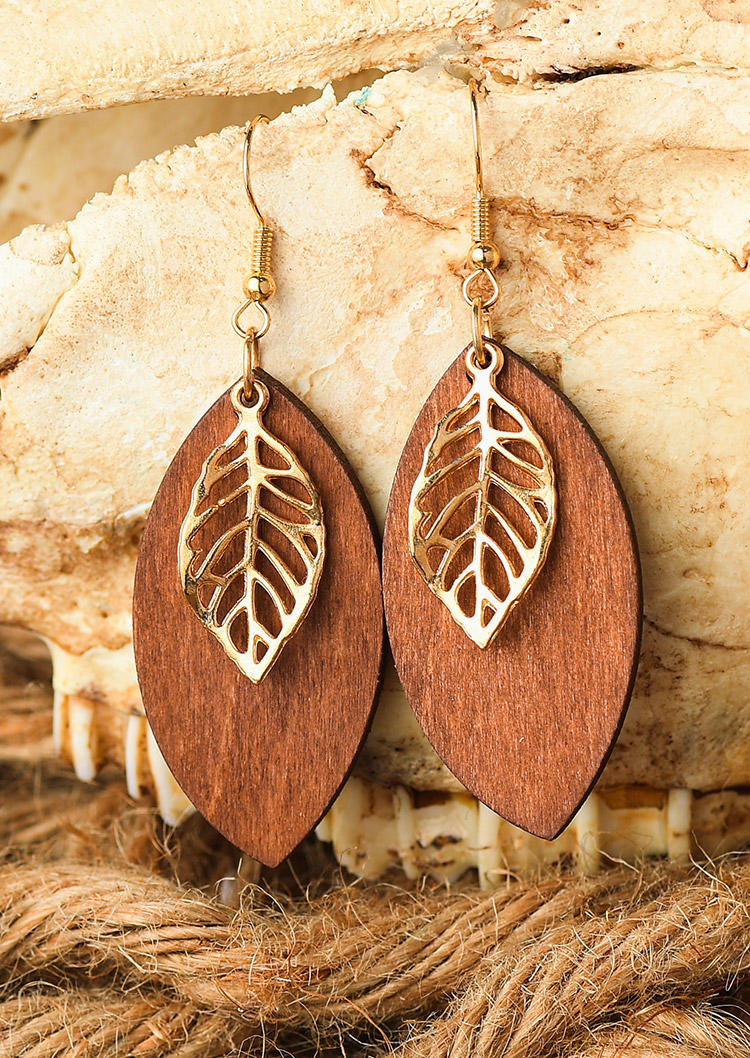 

Earrings Hollow Out Leaf Dual-Layered Earrings in Green. Size