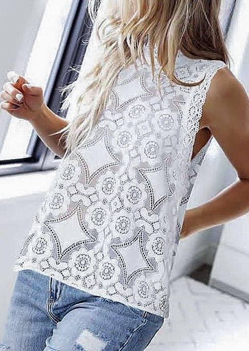

Tank Tops Lace Floral Geometric Tank Top in White. Size