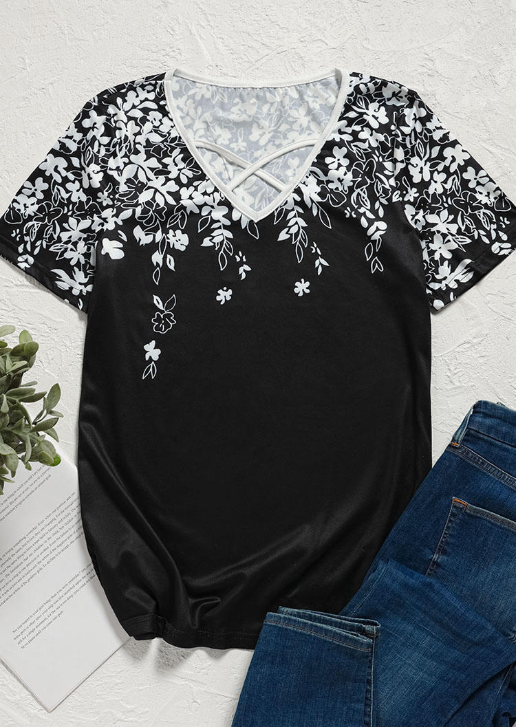 Blouses Criss-Cross Floral Casual Blouse in Black. Size: M