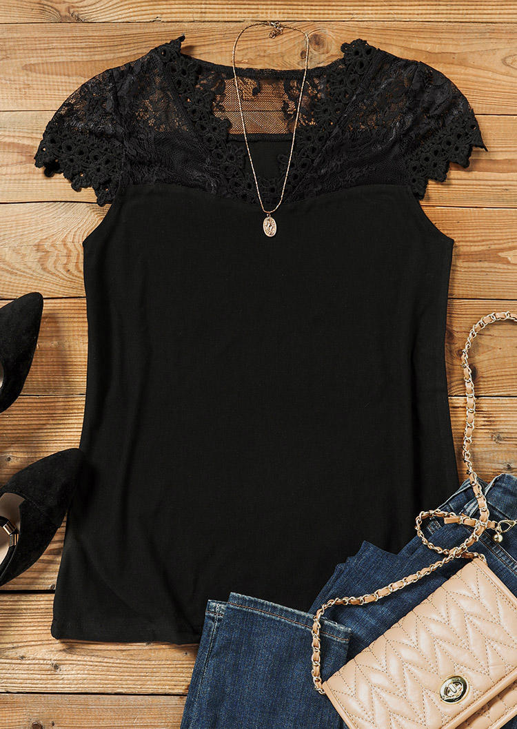 Blouses Lace Splicing Short Sleeve Blouse in Black. Size: S