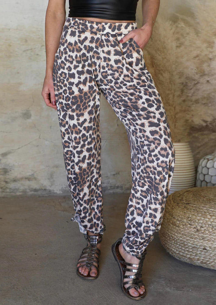 Pants Leopard Pocket Slit Elastic Waist Wide Leg Pants in Leopard. Size: S,M