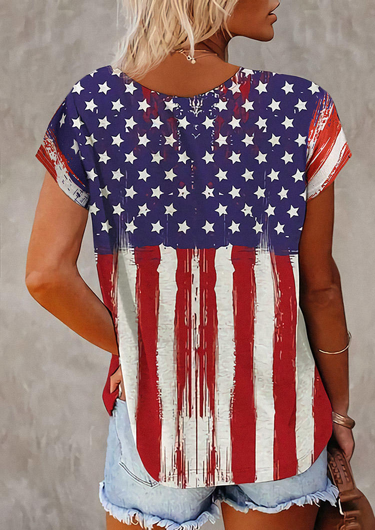 

Blouses American Flag Star V-Neck Blouse in Multicolor. Size