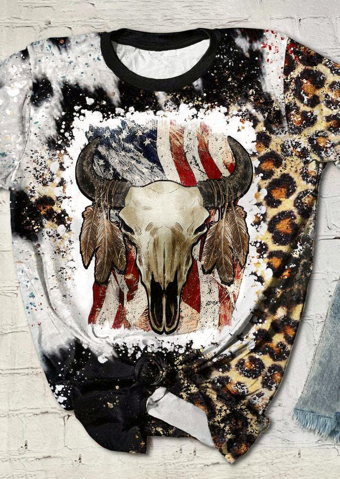 

T-shirts Tees American Flag Steer Skull Feather Leopard T-Shirt Tee in Multicolor. Size