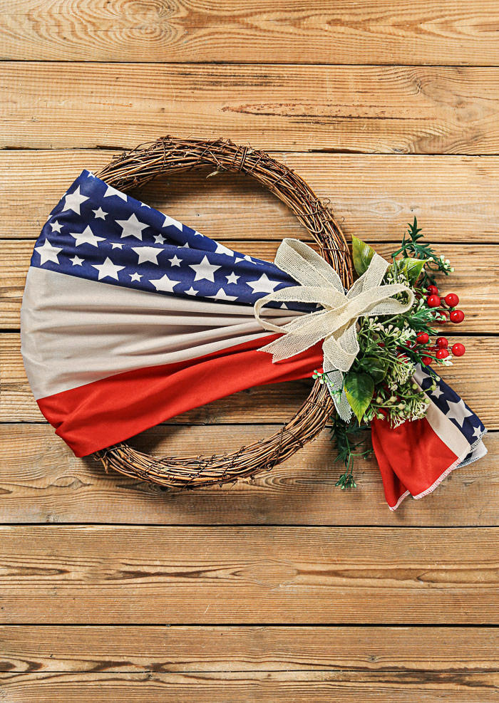 

American Flag Star Door Decor Wreath Ornament in Multicolor. Size