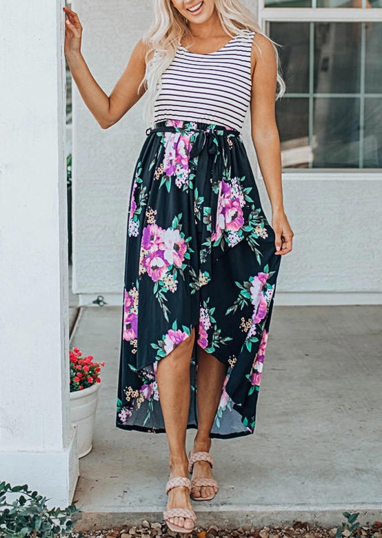 

Maxi Dresses Floral Striped Sleeveless Maxi Dress in Multicolor. Size: ,M
