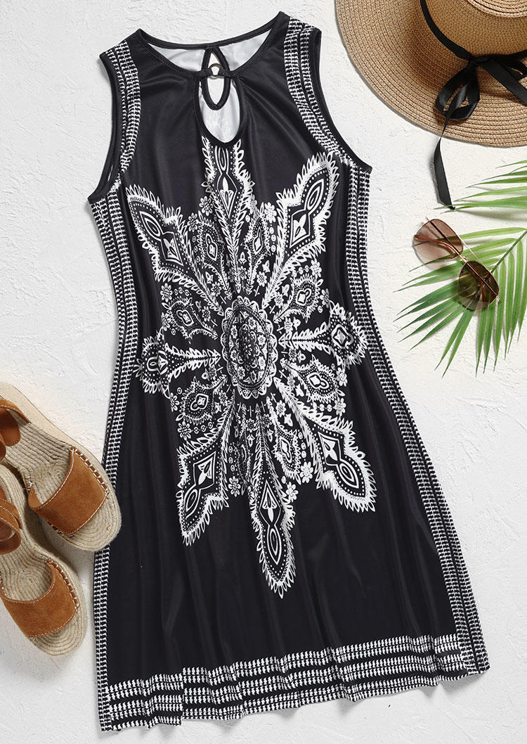 

Mini Dresses Vintage Floral Keyhole Neck Mini Dress in Black. Size