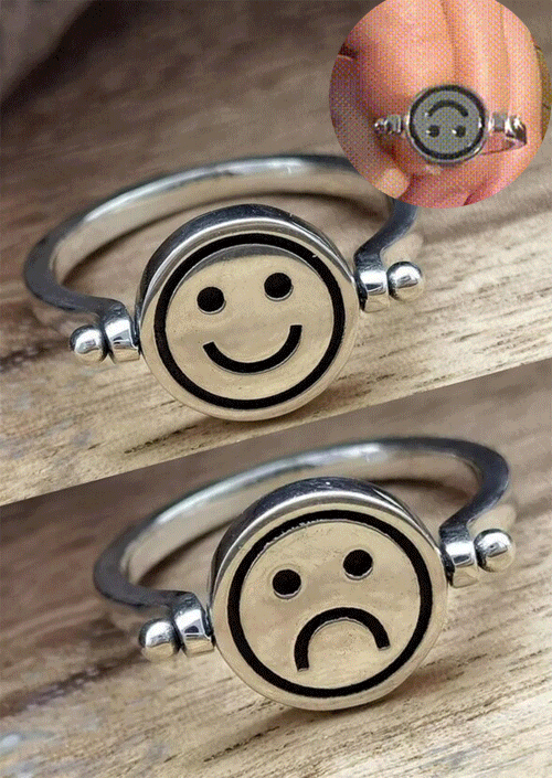 

Rings Smiley Or Sad Face Turnable Alloy Ring in Silver. Size