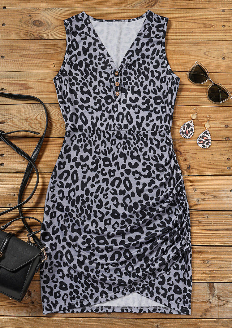 

Bodycon Dresses Leopard Ruched Button V-Neck Bodycon Dress in Leopard. Size
