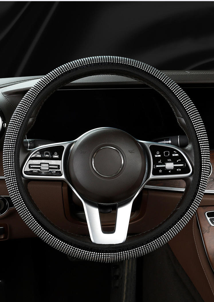 

Glitter Rhinestone Steering Wheel Cover in Pattern2. Size