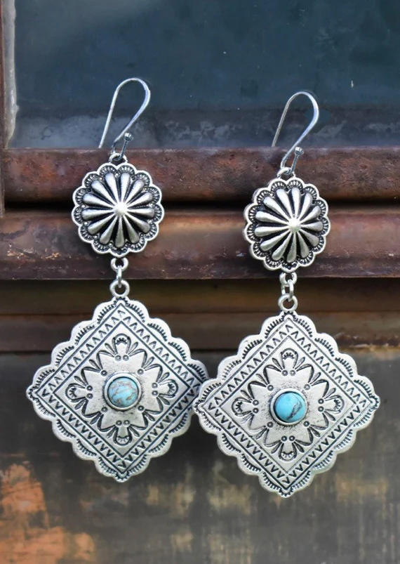 Earrings Vintage Floral Turquoise Rhombus Earrings in Silver. Size: One Size