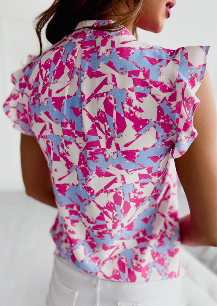 

Blouses Floral Tie Ruffled Cap Sleeve Blouse in Multicolor. Size