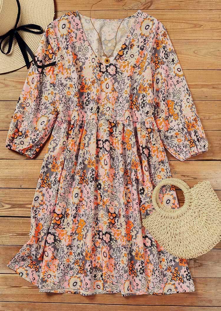 

Mini Dresses Floral Half Sleeve V-Neck Mini Dress in Multicolor. Size