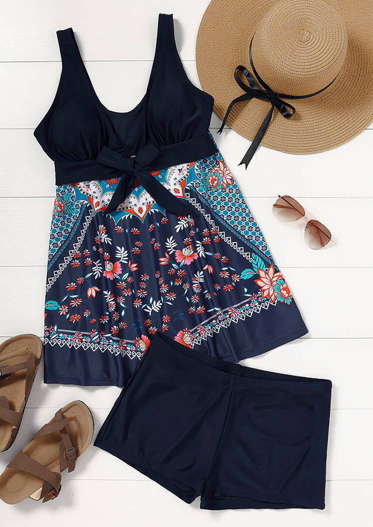 

Tankinis Floral Tie Spaghetti Strap Tankini Set in Deep Blue. Size: ,M,L