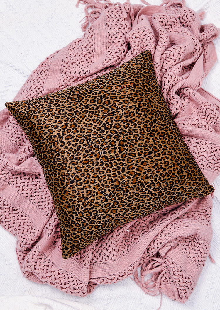 Pillowcase Leopard Pillowcase without Pillow in Leopard. Size: One Size