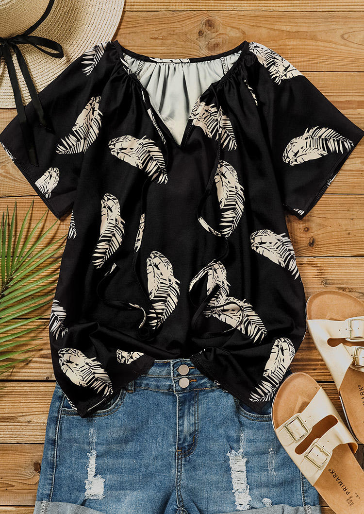 Blouses Palm Leaf Ruffled Tie V-Neck Blouse in Black. Size: S,M,L,XL