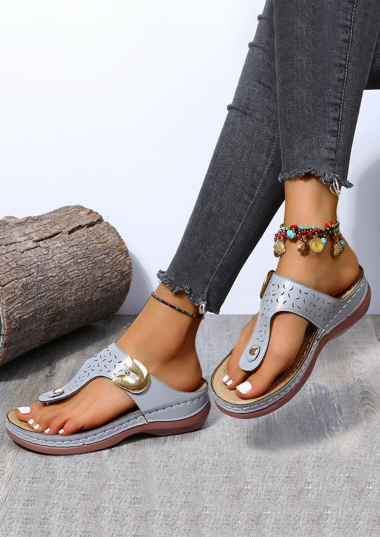 Slippers Hollow Out Flip Flops Wedge Slippers in Gray. Size: 37,38,39,40,41