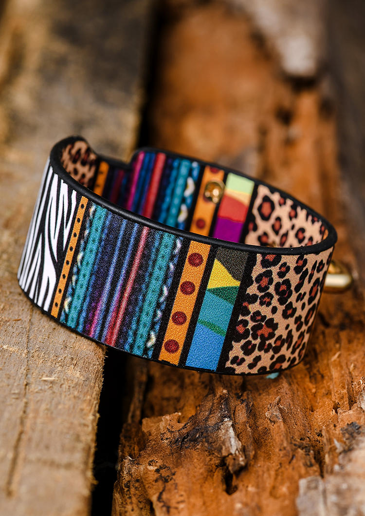 

Bracelet Colorful Leopard Zebra PU Leather Alloy Bracelet in Multicolor. Size
