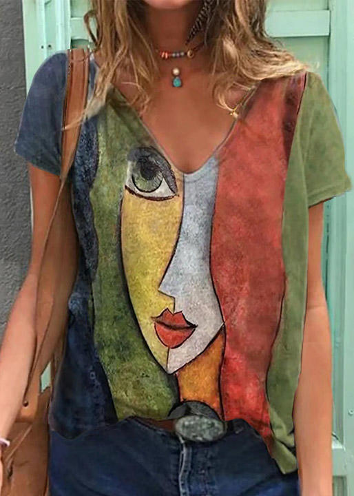 

Blouses Abstract Face Short Sleeve V-Neck Blouse in Multicolor. Size