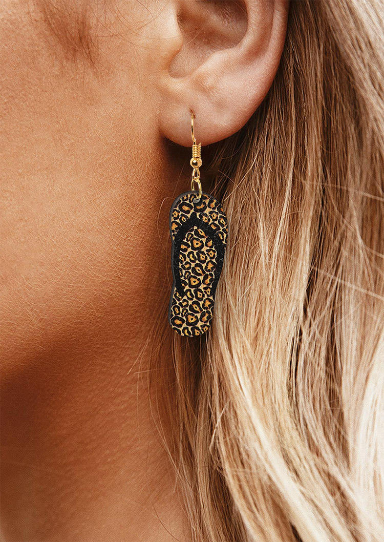 Earrings Leopard Wood Slippers Earrings in Leopard. Size: One Size