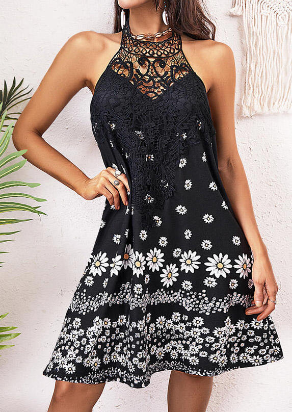 Mini Dresses Lace Splicing Daisy Open Back Mini Dress in Black. Size
