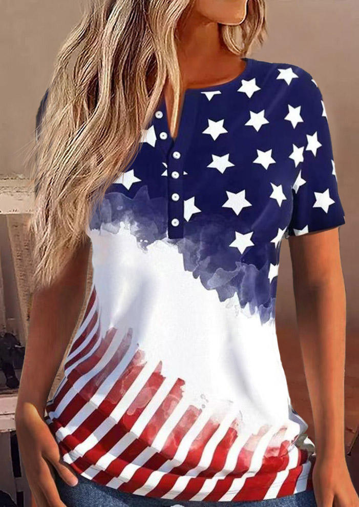 

Blouses American Flag Star Button Casual Blouse in Multicolor. Size