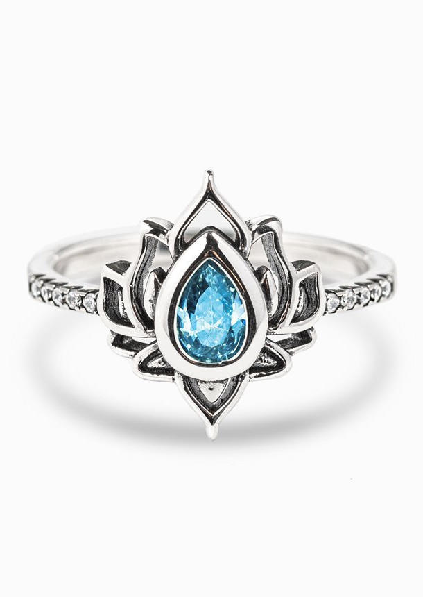 

Rings Floral Hollow Out Water Drop Rhinestone Alloy Ring in Blue. Size