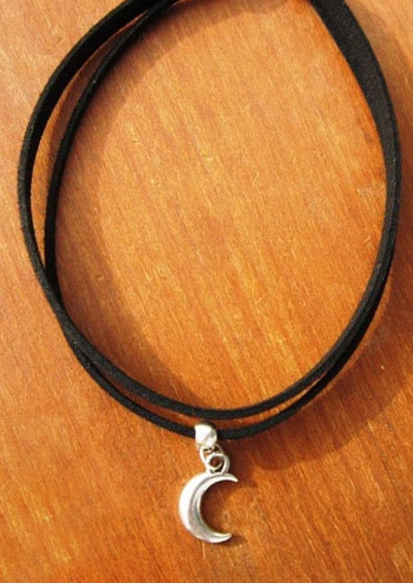 

Necklaces Moon Double-Layered Choker Necklace in Black. Size