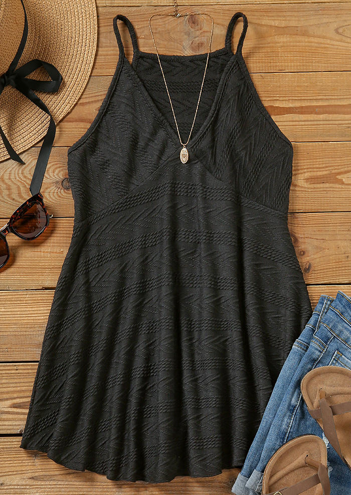 

Tank Tops Crochet V-Neck Casual Camisole in Black. Size