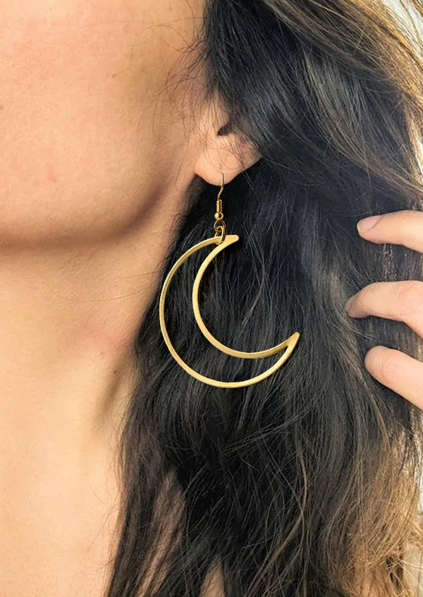 Earrings Hollow Out Crescent Alloy Hook Earrings in Gold. Size: One Size