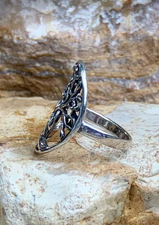 

Rings Tree Of Life Hollow Out Alloy Ring in Silver. Size: ,8#