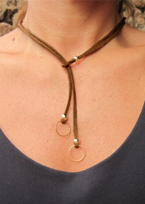 

Necklaces Simple Circle Beading Leather Choker Necklace in Brown. Size