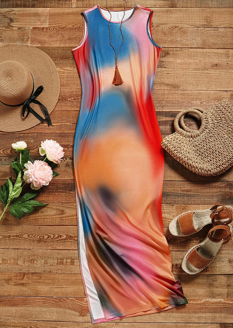 

Maxi Dresses Tie Dye Gradient Slit Maxi Dress in Multicolor. Size: ,M,L
