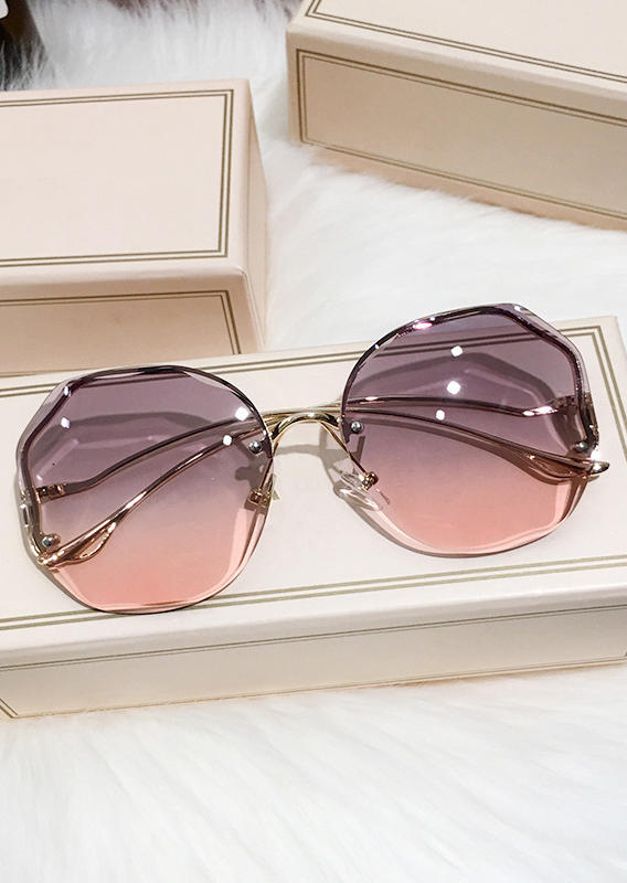

Sunglasses Borderless Gradient Alloy Frame Sunglasses in Multicolor. Size
