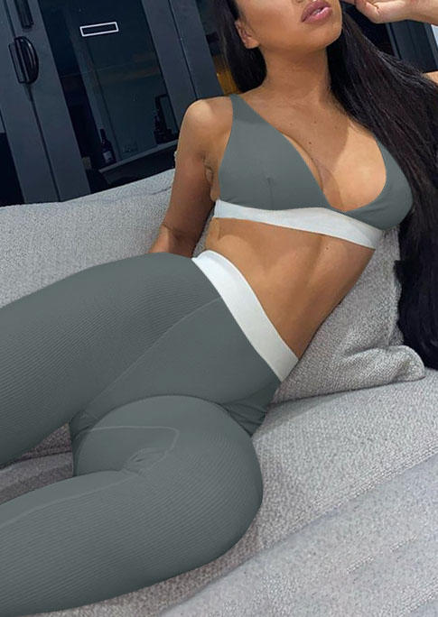 Activewear Crop Tank And Leggings Activewear Set in Gray. Size: L,M,S,XL