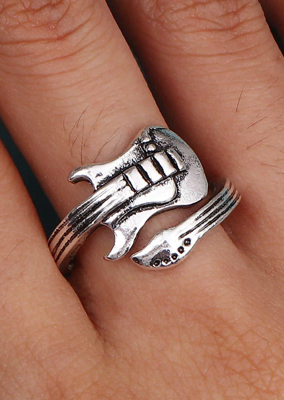 

Rings Vintage Guitar Alloy Open Ring in Silver. Size