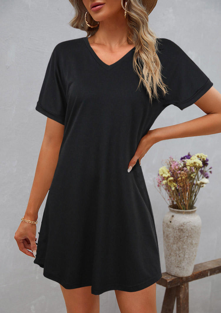 

Mini Dresses Button V-Neck Short Sleeve Mini Dress in Black. Size