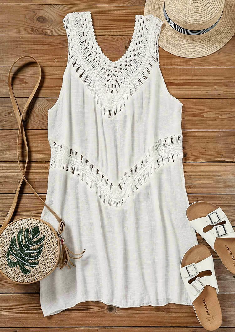 

Cover Ups Hollow Out Sleeveless Cover Up in White. Size: ,2XL