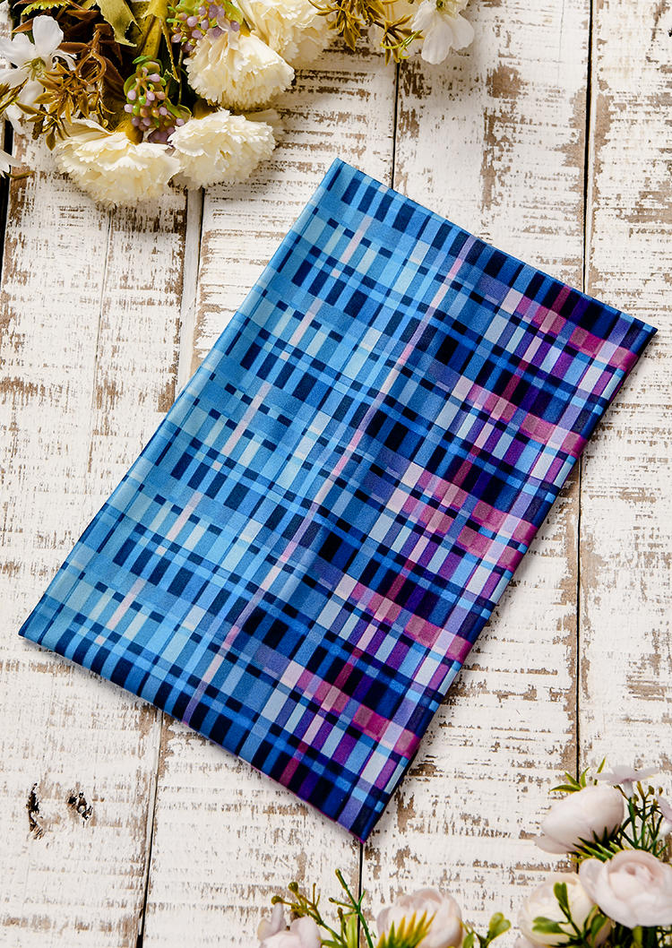 

Gradient Plaid Yoga Sports Headband in Multicolor. Size