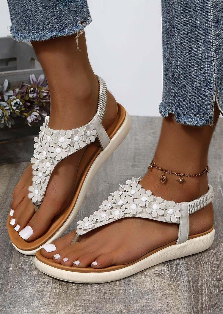 Sandals Summer Floral Flat Thong Sandals in Apricot. Size: 37,38,39,40,41