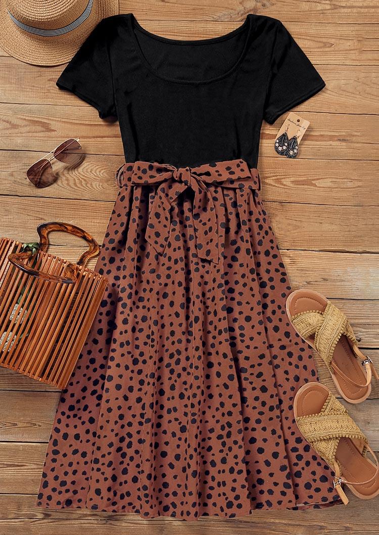 

Midi Dresses Leopard Short Sleeve O-Neck Midi Dress in Coffee. Size