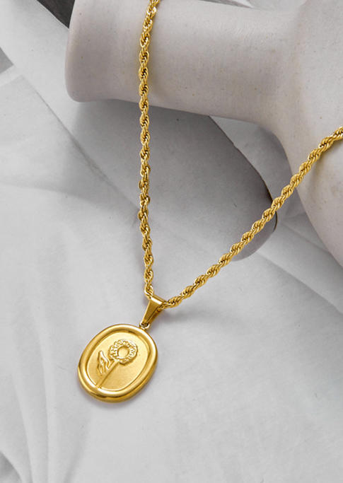 

Necklaces Floral Alloy Pendant Necklace in Gold. Size