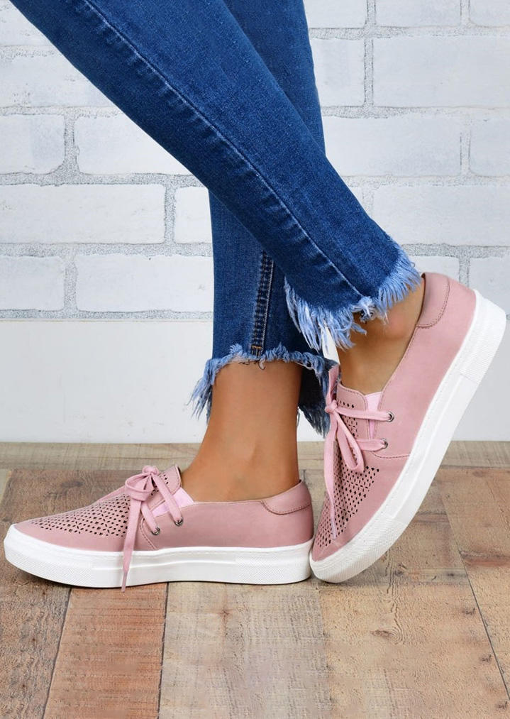Sneakers Hollow Out Lace Up Flat Sneakers in Pink. Size: 38