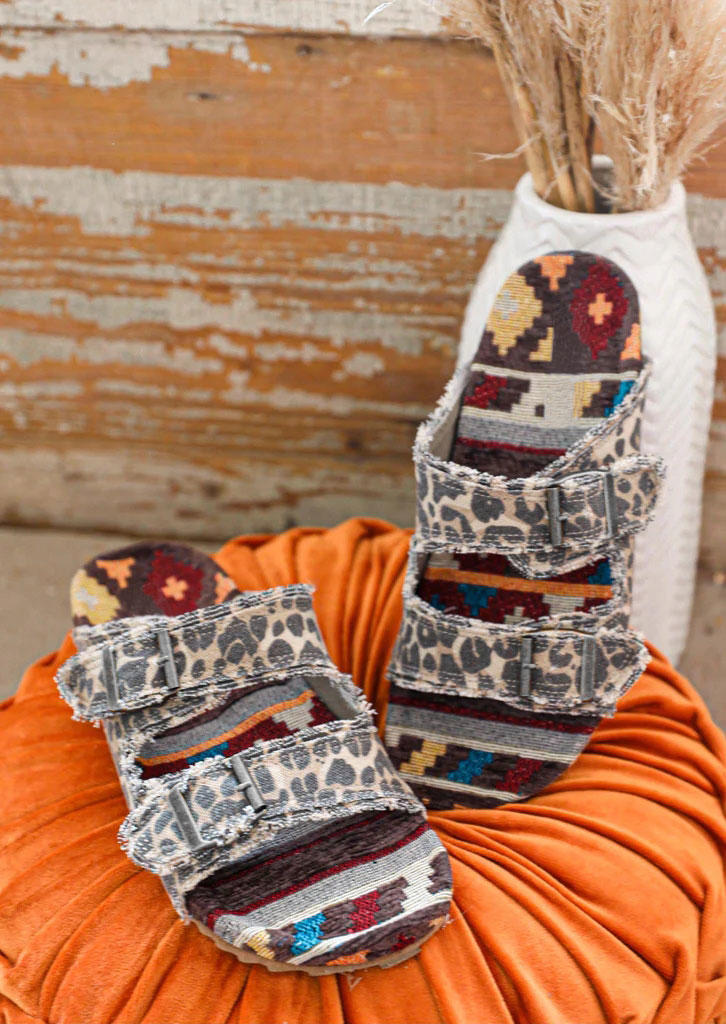 

Slippers Leopard Aztec Geometric Buckle Strap Flat Slippers in Leopard. Size: ,38,39,40,41
