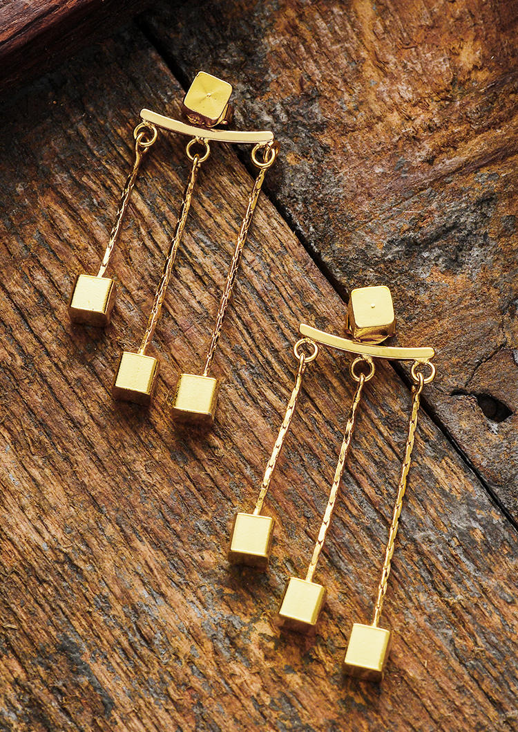 

Earrings Cube Tassel Alloy Earrings in Gold. Size