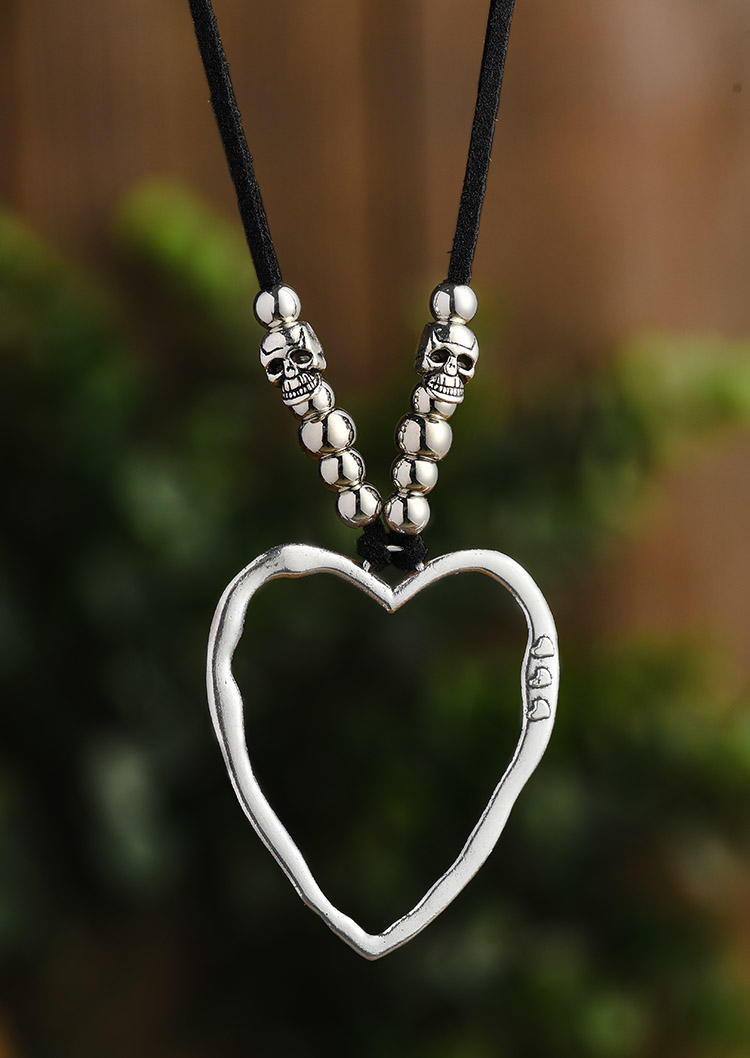 

Necklaces Heart Skeleton Beading Pendant Necklace in Black. Size
