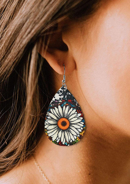 

Earrings Daisy PU Leather Water Drop Earrings in Multicolor. Size