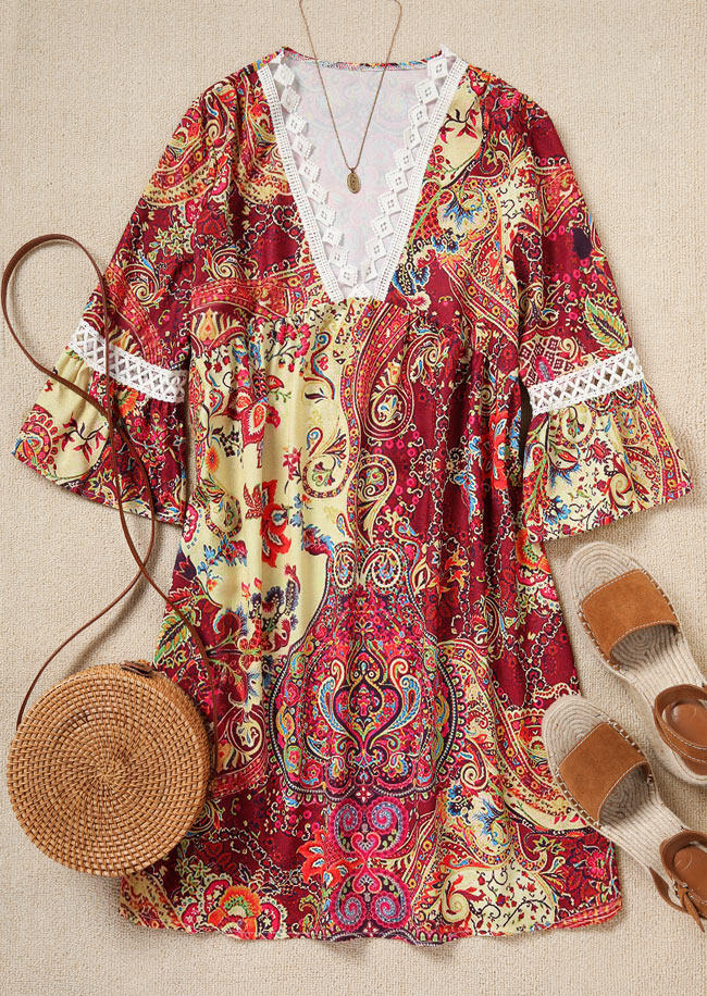 

Mini Dresses Paisley Lace Splicing Mini Dress in Multicolor. Size